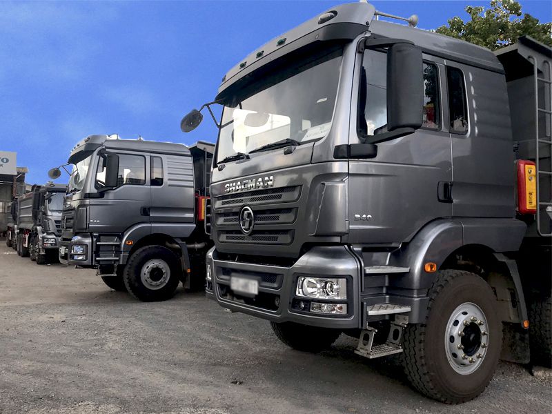 Xe ben Shacman ga cơ