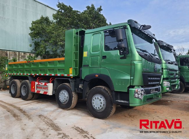 Xe Howo 4 chân thùng đúc tại RitaVõ Auto