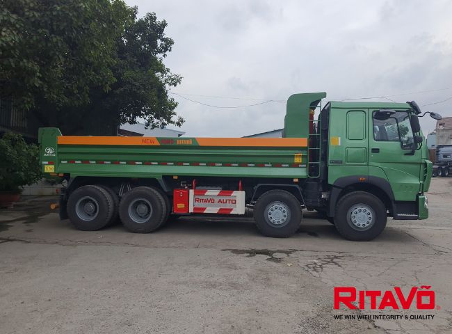 Thùng xe chắc chắn bền của mẫu xe Howo 4 chân