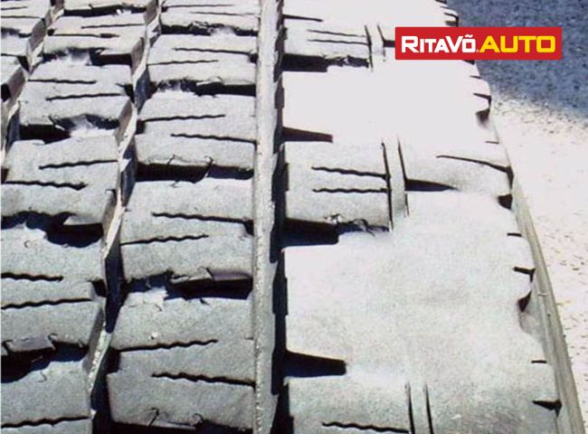 Lốp xe tải mòn không đều