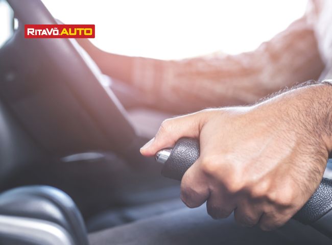 Dấu hiệu cảnh báo phanh thiếu an toàn