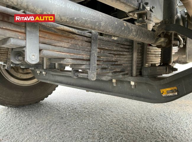Những điều cần lưu ý khi mua xe ben howo 4 chân thùng đúc